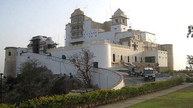 sajjangarh-palace